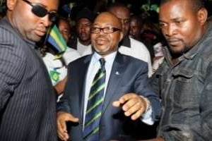 L’opposant André Mba Obame, le 30 décembre 2010 au Gabon. © afp