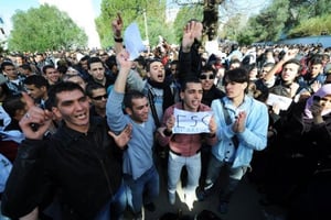 En 2011, l’Algérie était confrontée à des grèves en série. © AFP