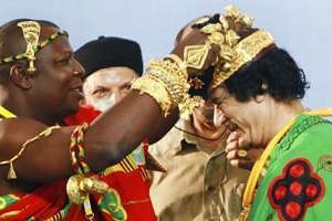 Le « roi des rois d’Afrique », en 2008 à Tripoli. © Sipa