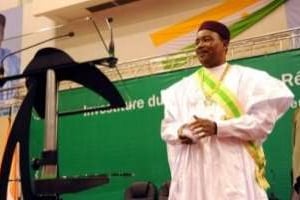 Le président nigérien Mahamadou Issoufou lors de son investiture, le 7 avril 2011 à Niamey. © AFP