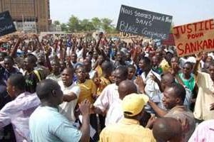 Manifestation de l’opposition à Ouagadougou, le 30 avril 2011. © AFP