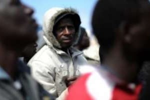 Des immigrants africains en Libye, le 4 mai 2011. © Saeed Kahn / AFP