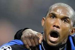Samuel Eto’o n’a pas eu de réussite contre le Sénégal, samedi 4 juin à Yaoundé. © AFP
