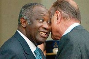 Laurent Gbagbo à l’Élysée, en 2004 : « Il ne m’a jamais inspiré grande confiance ». © Michel Euler/SIPA