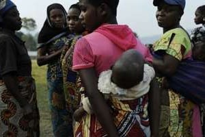 Des femmes du villages de Nakiele, dont certaines ont été victimes de viols. © AFP