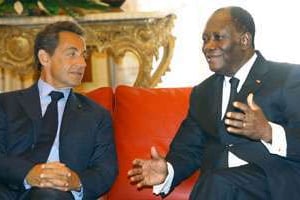 Nicolas Sarkozy et Alassane Ouattara,, à Yamoussoukro, le 21 mai. © Reuters