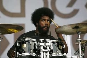 Questlove conserve vis-à-vis de l’univers clinquant du rap américain une attitude de retrait. © Reuters