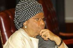Ellen Johnson-Sirleaf est aujourd’hui fragilisée. © AFP