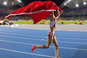 Habiba Ghribi, la femme aux semelles de vent. © Lee Jin-Man/AP/SIPA