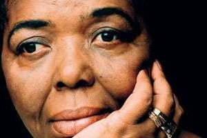 Cesaria Evora a annoncé le 23 septembre qu’elle renonçait à la scène. © Youri Lenquette/Lusafrica