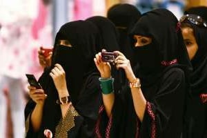 Les Saoudiennes doivent demander la permission à leurs tuteurs pour pouvoir étudier, travailler… © Fahad Shadeed/Reuters