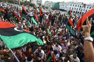 Scène de liesse à Benghazi, après l’annonce de la mort du dictateur. © Sipa