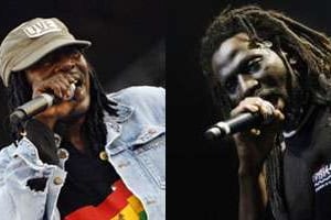 Alpha Blondy (g) et Tiken Jah Fakoly (D) se sont réconciliés. © AFP