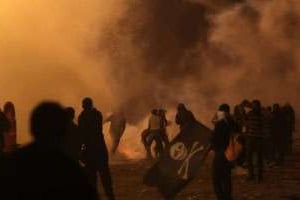 Affrontements entre les manifestants et la police, le 22 novembre sur la place Tahrir. © AFP