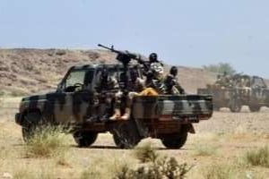 Des soldats maliens et français poursuivent les recherches des otages dans le Nord-Mali. © AFP