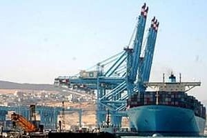 Les travaux d’infrastructures, tels que la construction du port de Tanger Med, alimentent l’activité du BTP africain.