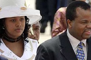 Nothando Dube est l’une des douze épouses du roi Mswati III. © AFP