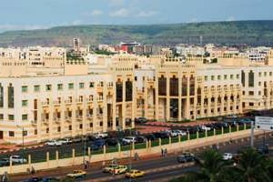 La nouvelle cité administrative de Bamako au Mali, d’inspiration soudanaise. © Emmanuel Daou Bakary pour J.A.