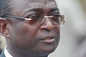 Paul Biyoghe Mba n’est pas sur d’être reconduit au poste de Premier ministre. © AFP
