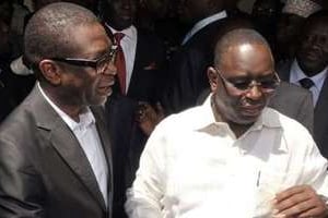 Youssou Ndour a apporté son soutien à Macky Sall jeudi 1er mars. © AFP