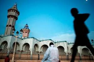 La grande mosquée de Touba, la ville sainte des Mourides. © Émilie Régnier pour J.A.