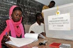 Un bureau de vote près de Daker, lors du 2e tour de la présidentielle sénégalaise, en 2015. © AFP
