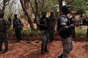 L’armée malienne semble perdue, non seulement sous-équipée mais également démoralisée. © Issouf Sanogo/AFP