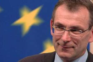 Andris Piebalgs, commissaire au développement de l’UE © Union Européenne