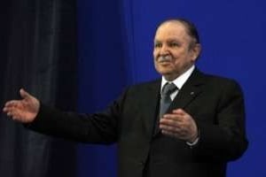 Le 8 mai, Abdelaziz Bouteflika a promis des législatives « propres et transparentes ». © AFP