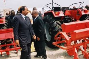 Paul Biya lors d’une réunion agricole à Ebolowa, en janvier 2011. © Maboup