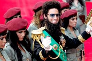 Le général Aladeen à Londres pour la première de The Dictator, le 10 mai. © Tal Cohen/AFP