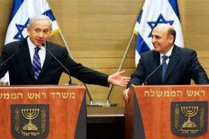 Conférence de presse commune de Benyamin Netanyahou et Shaul Mofaz, le 8 mai, à Jérusalem. © SIPA
