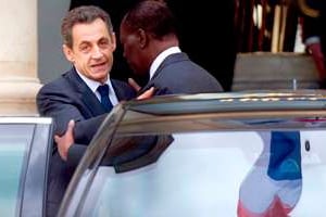 Nicolas Sarkozy et Alassane Ouattara, le 7 mai à l’Élysée. © Bertrand Langlois/AFP