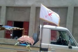 Le nouveau drapeau d’Ansar Eddine distingue le groupe des autres djihadistes. © D.R.