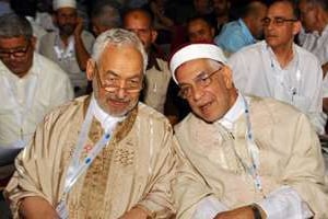 Rached Ghannouchi (g.), avec Abdelfattah Mourou, le 15 juillet 2012 à Tunis. © AFP
