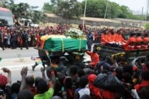 L cercueil de l’ex-président ghanéen John Atta Mills, le 10 août 2012 à Accra. © Pius Utomi Ekpei