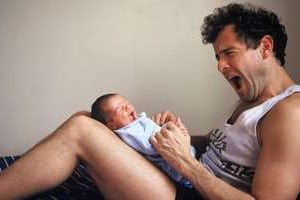 Johnny Clegg et son fils Jesse, en mars 1988. © Kuus/Sipa