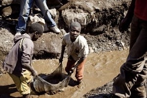 Les États-Unis cherchent à combattre l’exploitation illégale de minerais qui nourrit la guerre civile dans l’est de la RD Congo. © AFP