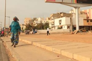 À Dakar, comme partout dans la zone UEMOA, les banques financent de plus en plus l’accès à la propriété. © Marc Deville/JA