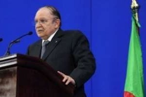 Le président algérien Abdelaziz Bouteflika le 8 mai 2012 à Sétif. © AFP