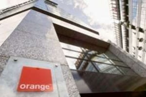 En 2011, Sonatel, filiale de France Télécom – Orange présente dans quatre pays en Afrique, totalisait plus de 15 millions d’abonnés pour un chiffre d’affaires de 968 millions d’euros. © AFP