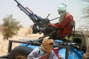 Des islamistes du groupe Ansar Eddine près de Tombouctou dans le nord du Mali, en avril 2012. © AFP