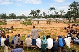 Des « villages de la paix » accueillent les réfugiés de retour. © AFP