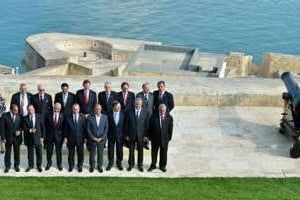 Les dirigeants des pays méditerranéens réunis à Malte, le 5 octobre 2012. © AFP