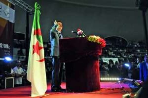 Discours d’Amar Ghoul lors du congrès inaugural du TAJ, le 20 et 21 septembre à Alger. © Billelz