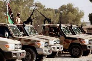 L’armée libyenne à Tripoli se prépare à un déploiement à Bani Walid, le 18 octobre 2012. © AFP