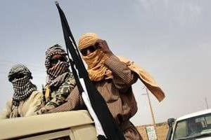 Des combattants islamistes du Mujao près de Gao, dans le nord du Mali, le 7 août 2012. © AFP