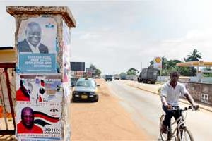 Huit candidats sont en lice, mais au Ghana le bipartisme est très marqué. © Pius Utomi Ekpei/AFP