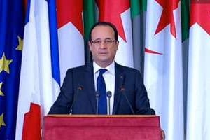 François Hollande devant le Parlement algérien. © AFP