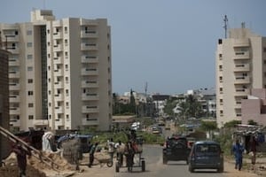 Les pouvoirs publics ont su mobiliser les fonds étrangers pour remodeler le visage de la ville, mais le fossé se creuse entre le centre et la banlieue. © Sylvain Cherkaoui